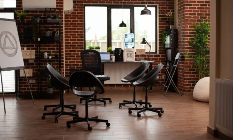 office interior designers in Delhi shaping practical corporate workspaces